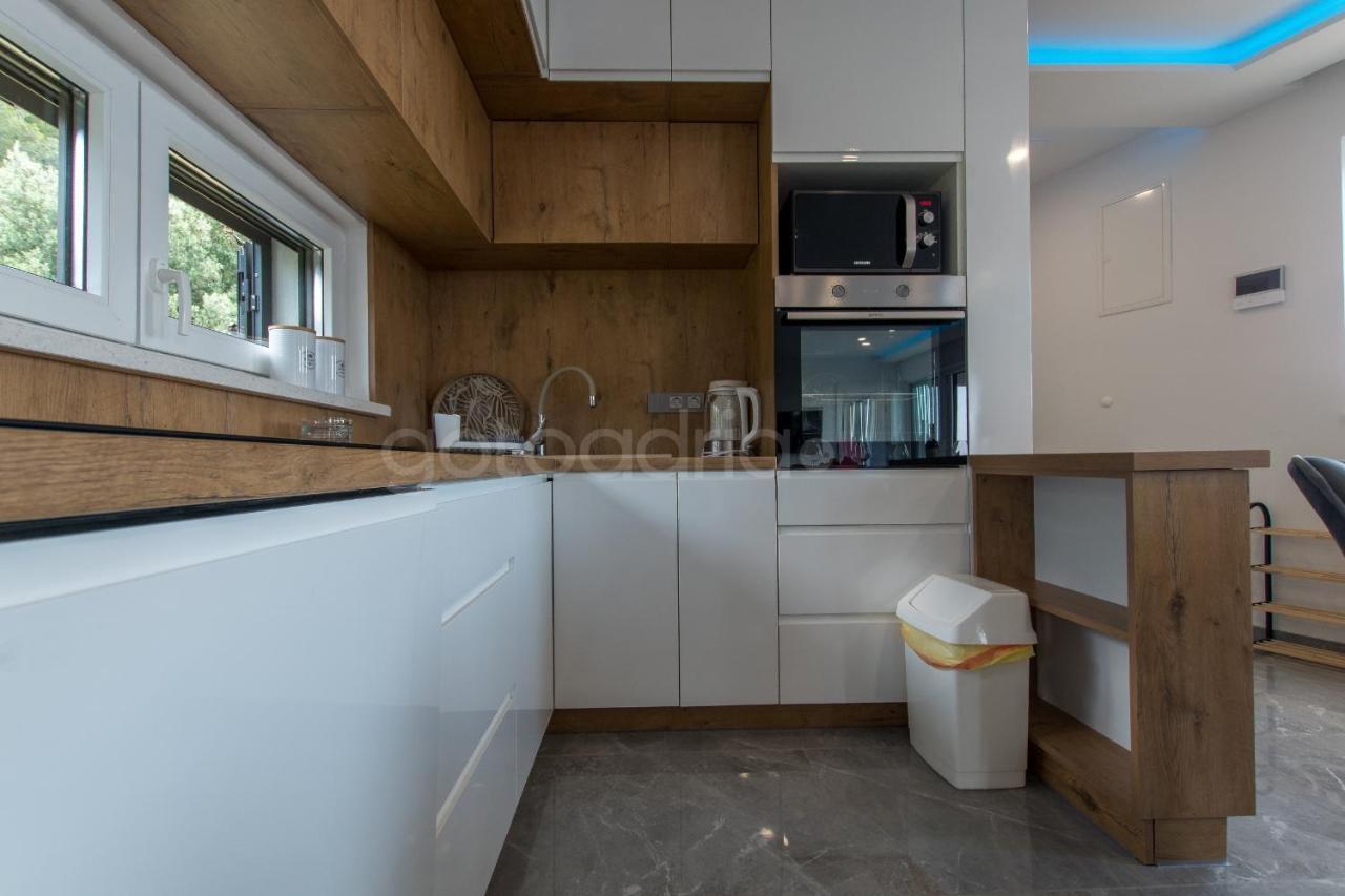 Seashell - Luxury Seaview Apartments Makarska Extérieur photo